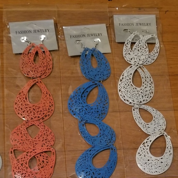 Fashion Jewelry Earrings - Picture 6 of 8